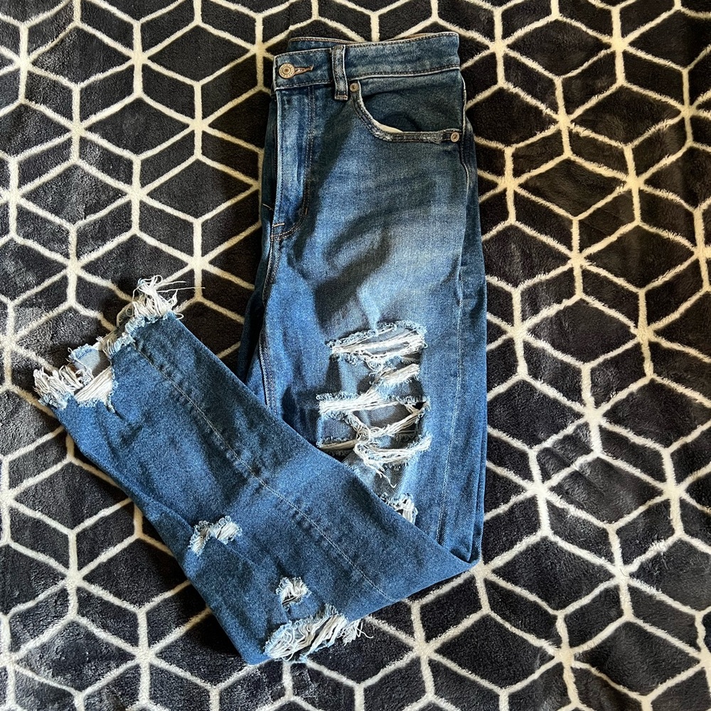 American Eagle Mom Jeans Size 6